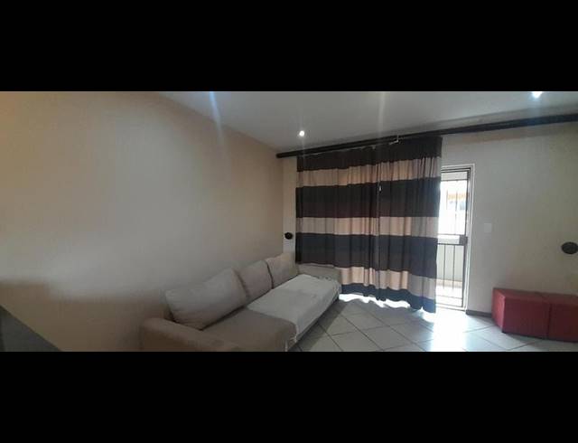 2 BEDROOM PROPERTY TO RENT IN MONAVONI